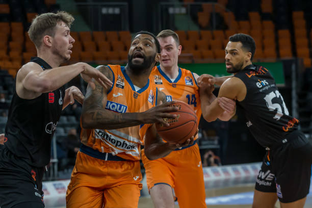 横扫菲尼克 横扫菲尼克